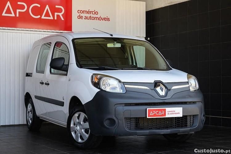 Branco Usado 2016 Renault Kangoo Monovolume | € 6.500 - Imagem 1/1