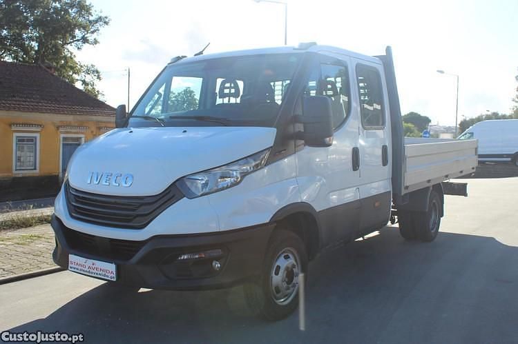Branco Usado 2022 Iveco Daily | € 30.900 (Preço justo) - Imagem 1/1