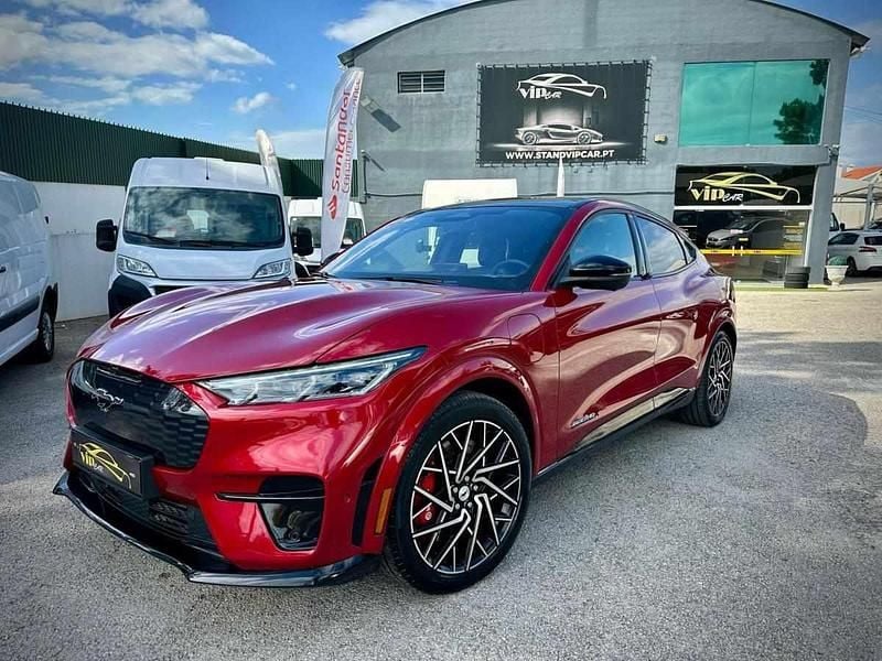 Vermelho Usado 2022 Ford Mustang Mach-E SUV | € 39.990 (Preço justo) - Imagem 1/4