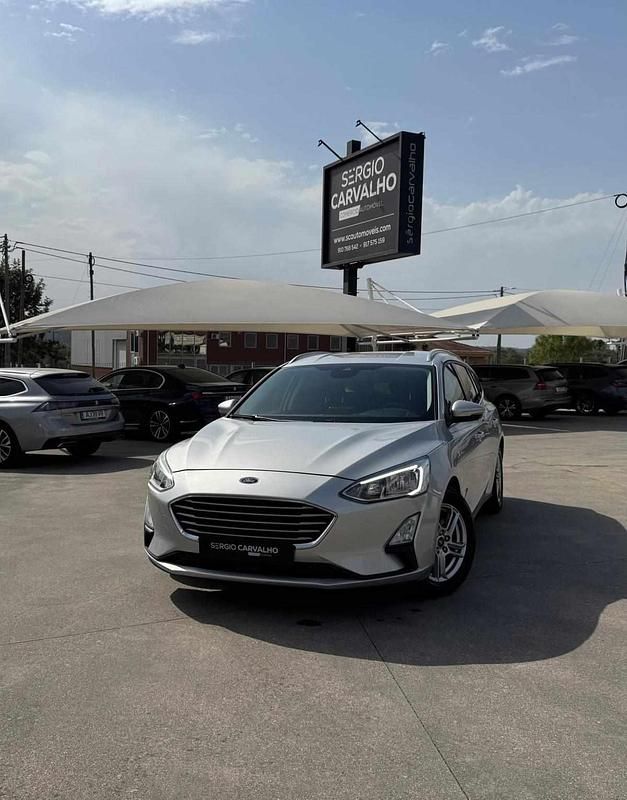 Cinza Usado 2018 Ford Focus Business Edition Carrinha | € 16.500 (Caro) - Imagem 1/4