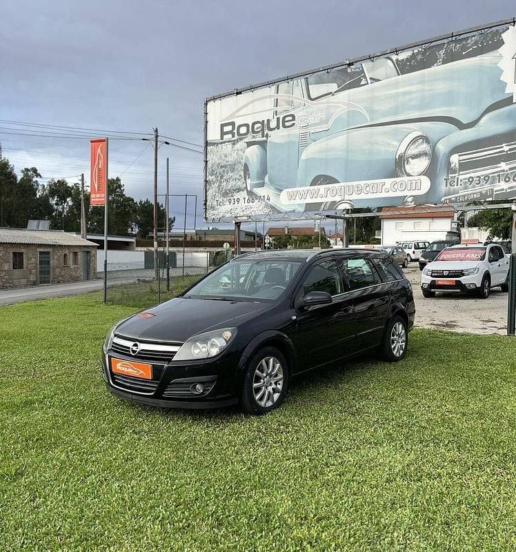 Preto Usado 2005 Opel Astra Cosmo Carrinha | € 3.900 (Super Preço) - Imagem 1/4