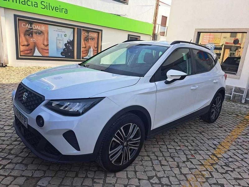 Branco Usado 2023 Seat Arona Style SUV | € 15.990 (Preço justo) - Imagem 1/4