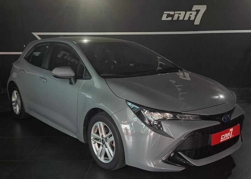 Cinza Usado 2022 Toyota Corolla Comfort Sedan | € 23.500 (Preço justo) - Imagem 1/4