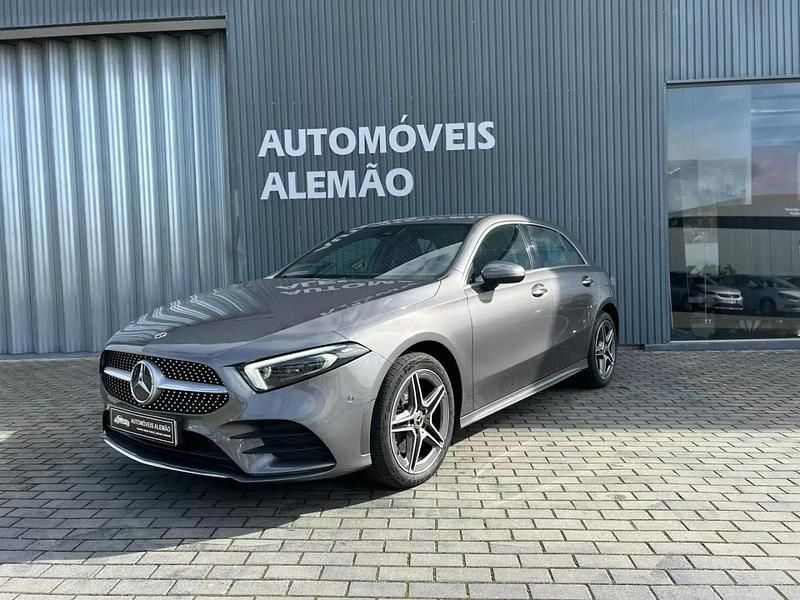 Cinza escuro Usado 2022 Mercedes A250 AMG line Citadino | € 32.000 (Bom preço) - Imagem 1/4