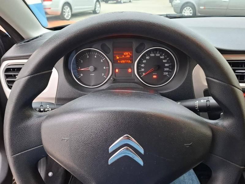 Usado Citroën C-Elysee I Seduction 100 HP (73 kW) 2017 Outro Sedan