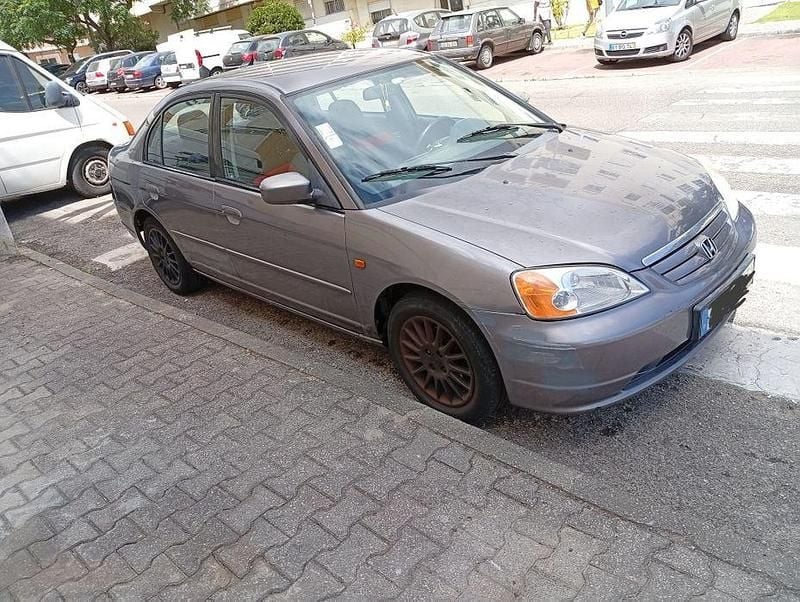 Usado 2002 Honda Civic Sedan | € 1.900 (Preço justo) - Imagem 1/4