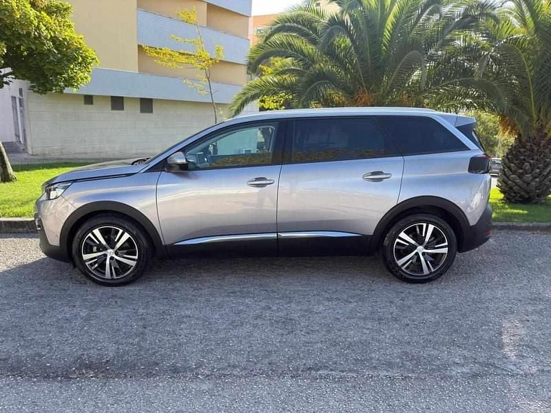 Usado Peugeot 5008 Allure 130 HP (95 kW) 2018 Cinza Monovolume