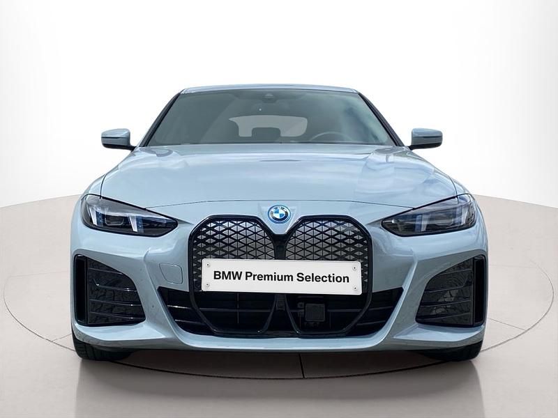 Usado BMW i4 Comfort Edition 250 kW (340 HP) 2025 Sedan