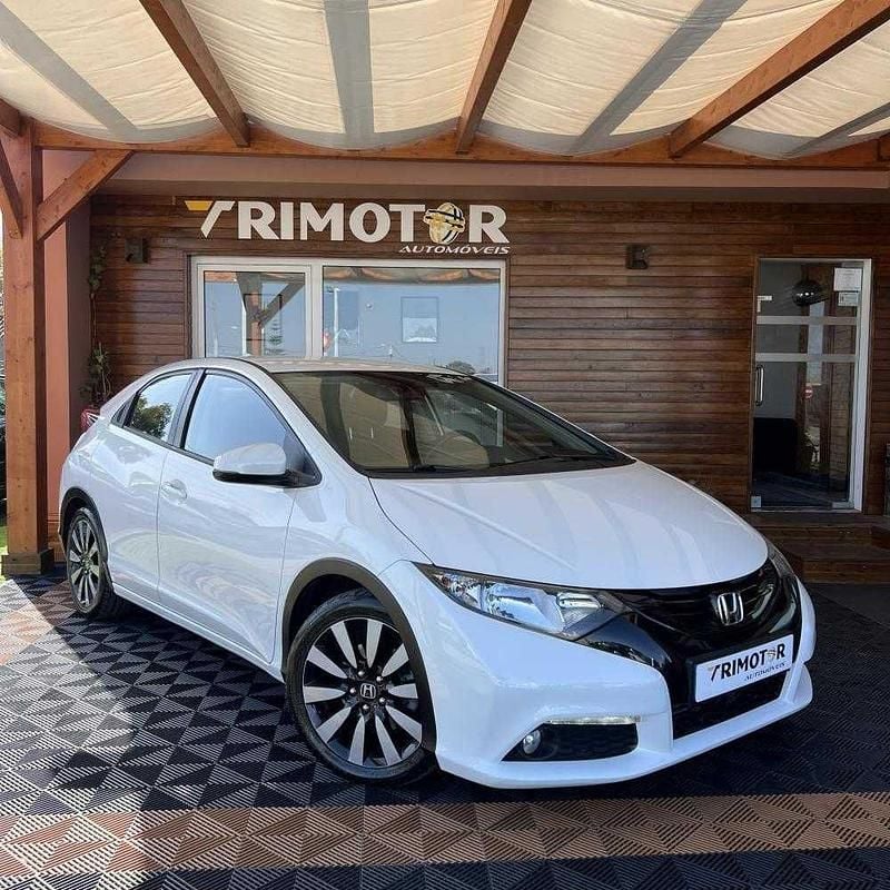Branco Usado 2015 Honda Civic | € 14.990 (Caro) - Imagem 1/4