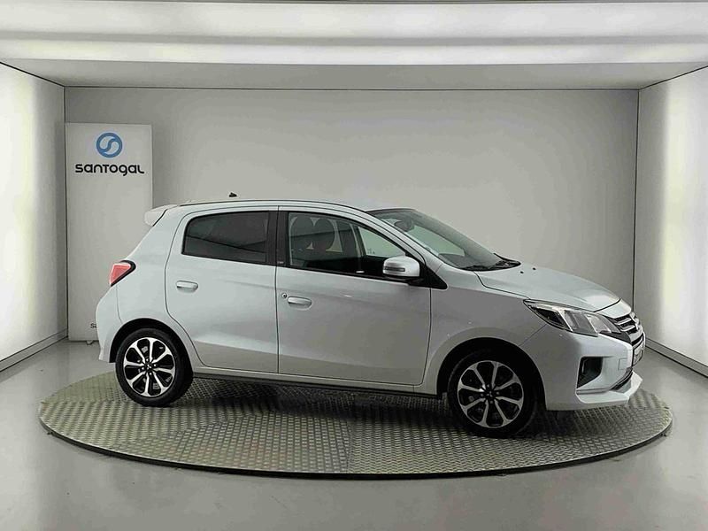 Branco Usado 2024 Mitsubishi Space Star Edition Citadino | € 14.600 (Preço justo) - Imagem 1/4
