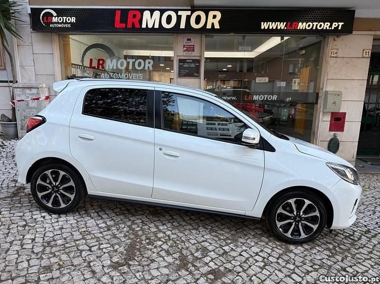 Branco Usado 2022 Mitsubishi Space Star Intense | € 10.500 (Bom preço) - Imagem 1/1