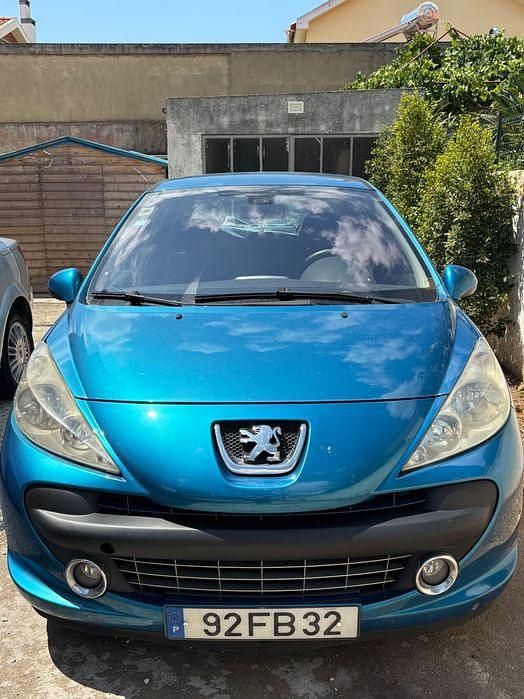 Usado 2008 Peugeot 207 Sedan | € 4.250 (Preço justo) - Imagem 1/4