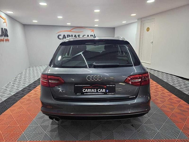 Usado Audi A4 S-Line 150 HP (110 kW) 2015 Cinza Carrinha