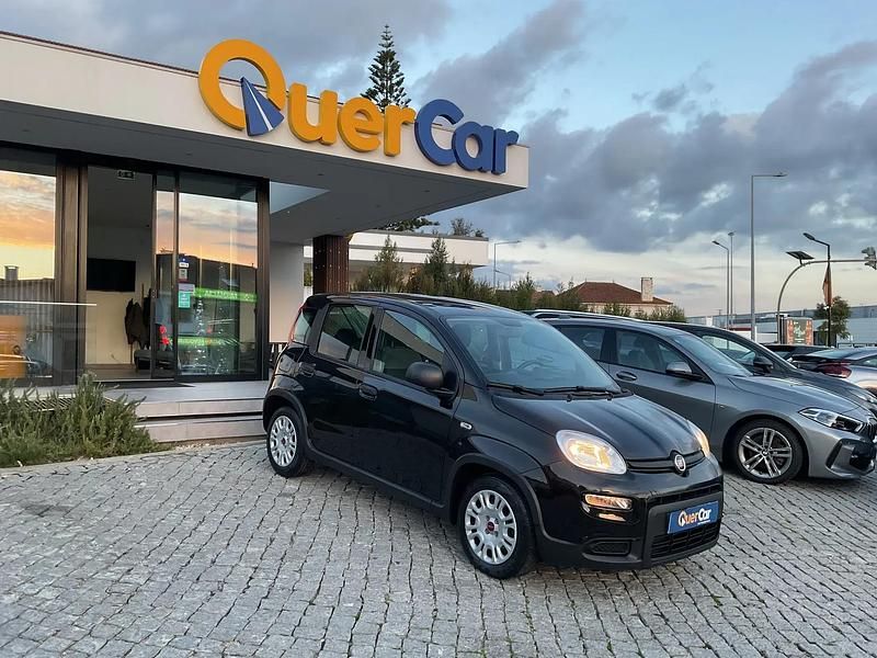 Usado Fiat Panda 70 HP (51 kW) 2023 Preto
