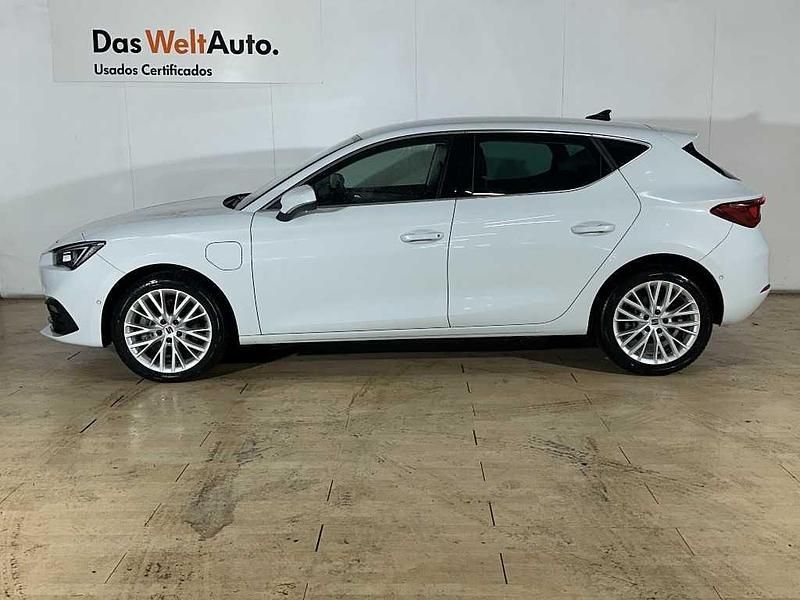Usado Seat Leon 204 HP (150 kW) 2024 Branco