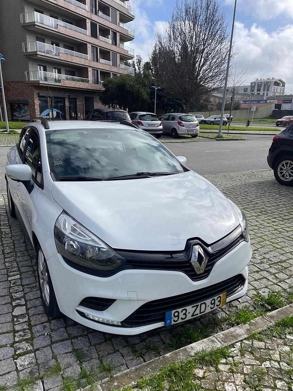 Usado Renault Clio GrandTour 90 HP (66 kW) 2019 Branco Carrinha