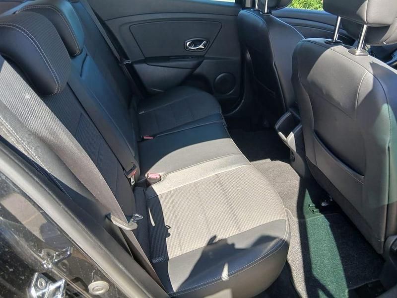 Usado Renault Mégane III 110 HP (80 kW) 2014 Sedan