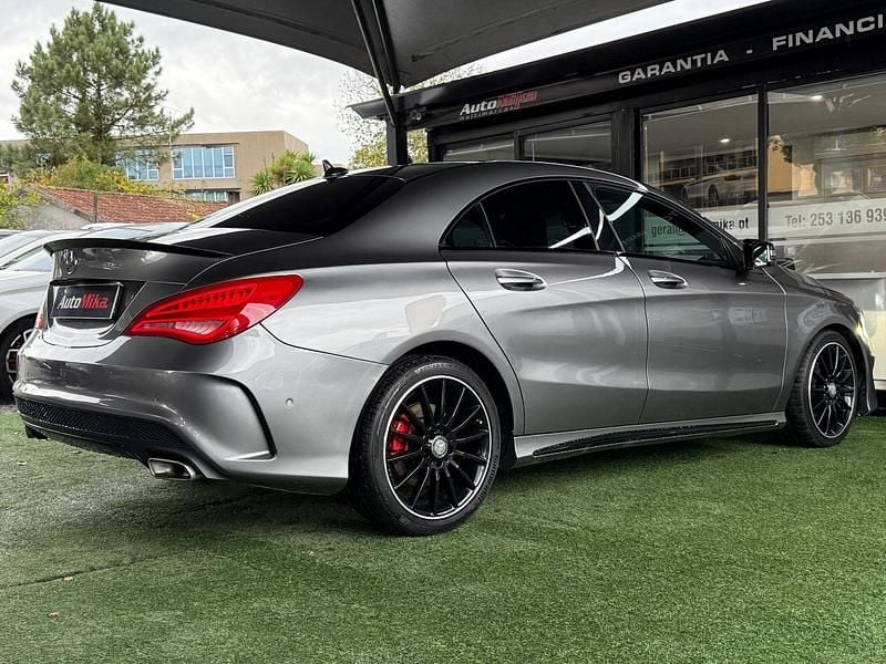 Usado Mercedes CLA200 AMG line 136 HP (100 kW) 2016 Cinza Sedan