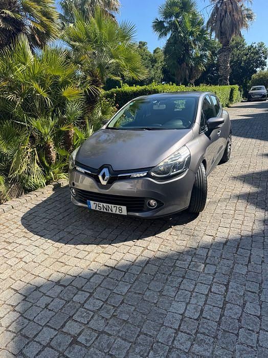 Usado 2013 Renault Clio IV Sedan | € 9.600 (Preço justo) - Imagem 1/4