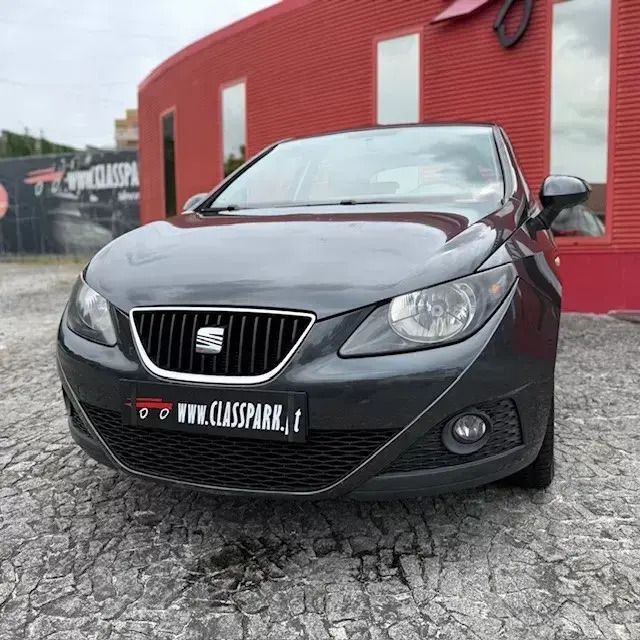 Usado Seat Ibiza Style 75 HP (55 kW) 2011 Cinza escuro