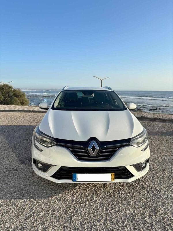 Usado Renault Mégane GrandTour 110 HP (80 kW) 2017 Branco Carrinha