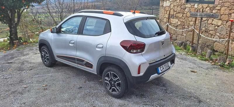 Usado Dacia Spring 33 kW (45 HP) 2021 Cinzento Citadino