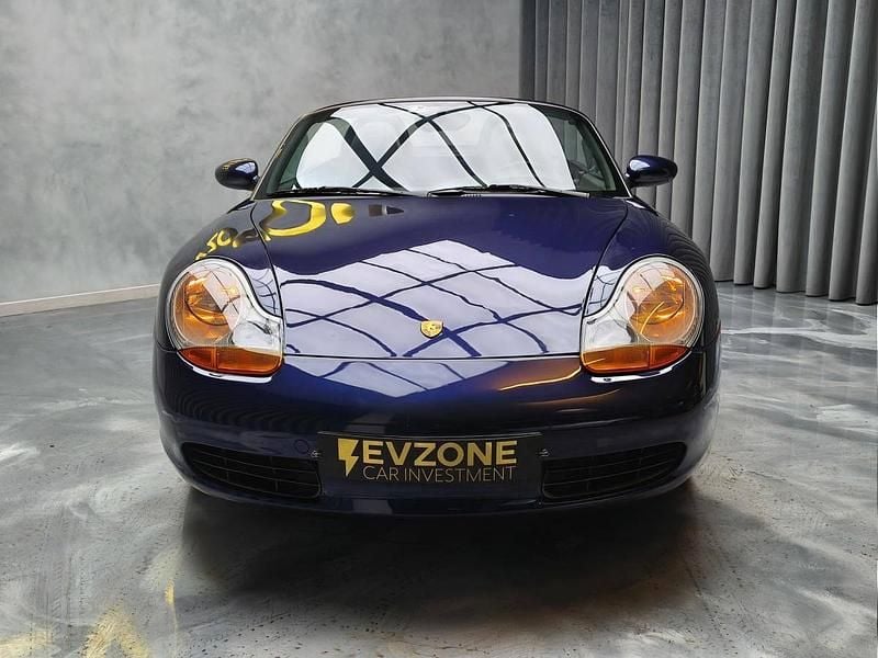 Usado Porsche Boxster 204 HP (150 kW) 1997 Azul Cabrios
