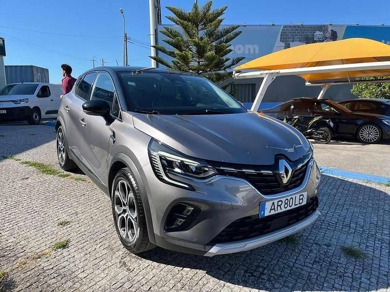 Usado Renault Captur 90 HP (66 kW) 2022 Cinzento SUV