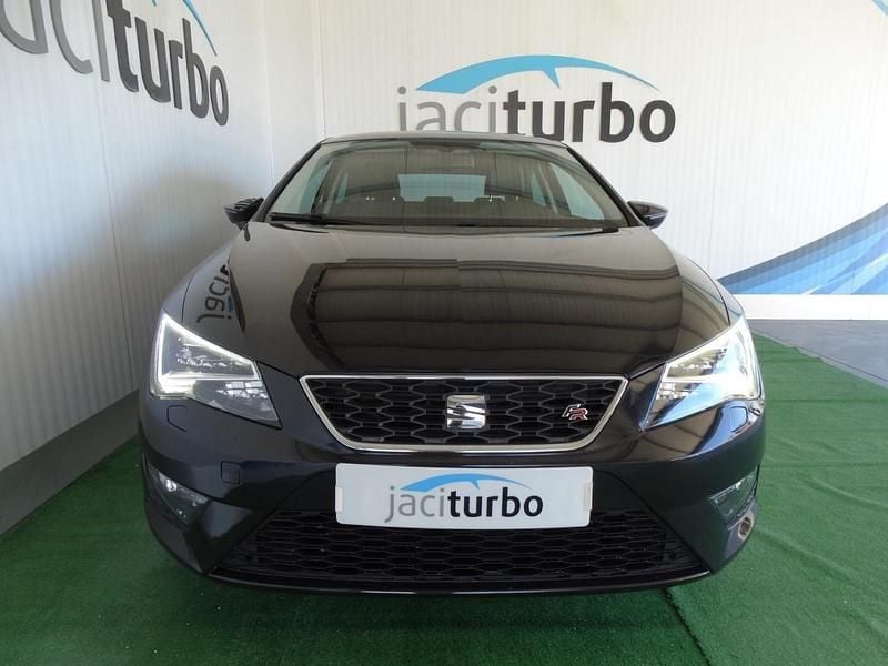 Usado Seat Leon 150 HP (110 kW) 2014 Preto