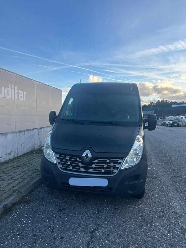 Usado Renault Master 170 HP (125 kW) 2018 Preto Carrinha
