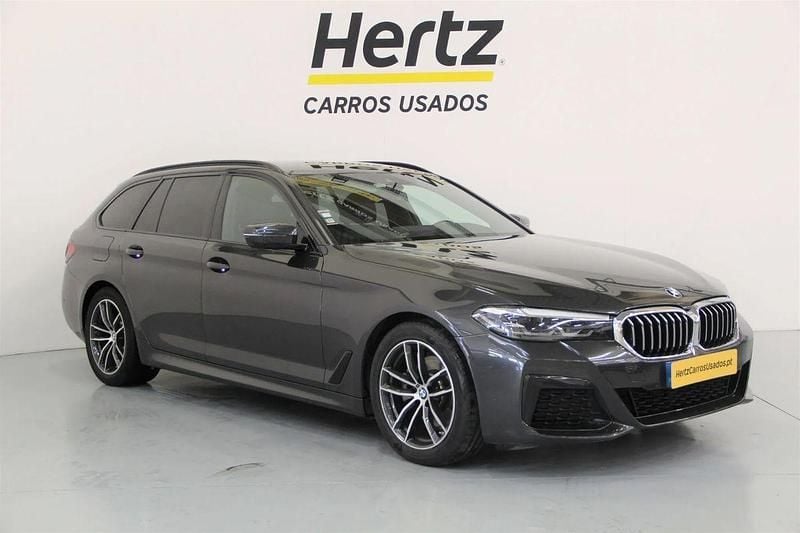 Cinza Usado 2022 BMW 520 Coupé | € 40.890 (Preço justo) - Imagem 1/4