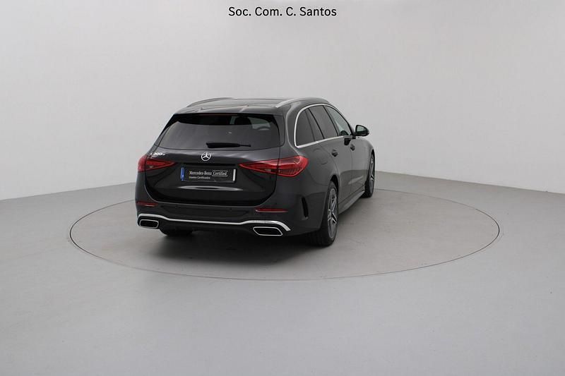 Usado Mercedes C300 AMG 204 HP (150 kW) 2025 Cinza Carrinha