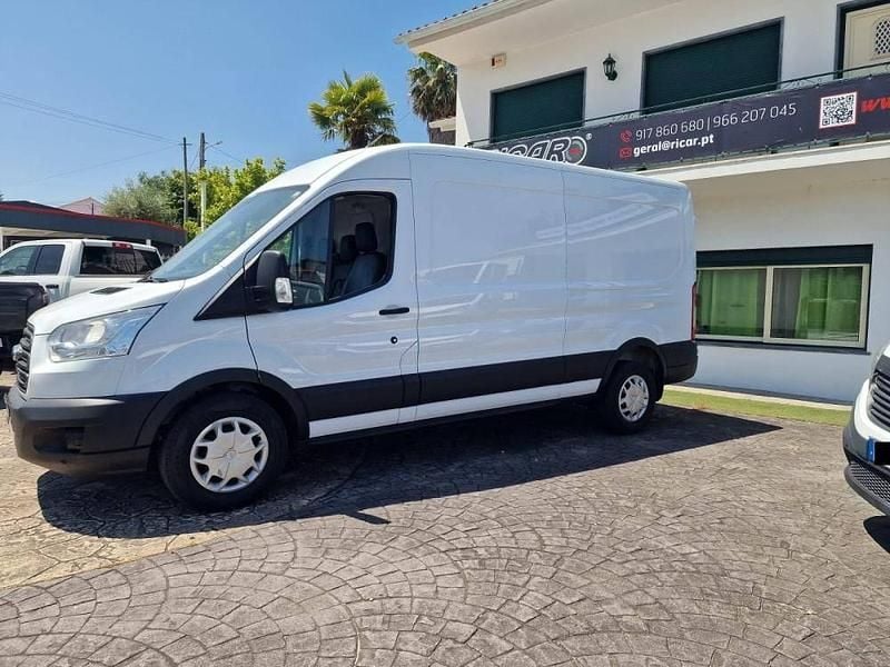 Usado Ford Transit 130 HP (95 kW) 2017 Branco