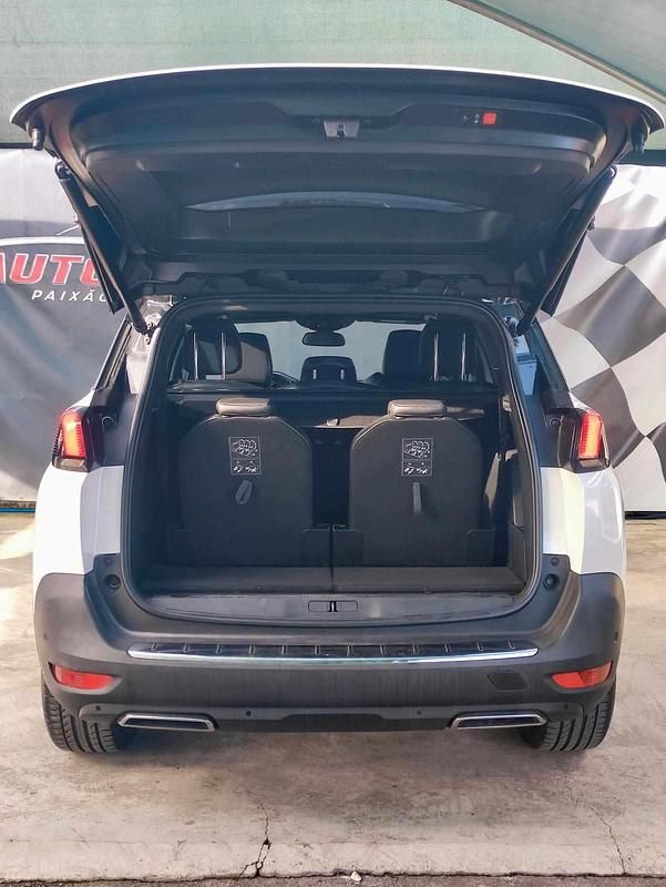 Usado Peugeot 5008 GT 181 HP (133 kW) 2018 Branco SUV