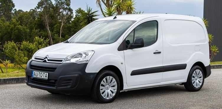 Branco Usado 2018 Citroën Berlingo Business Class Monovolume | € 12.700 (Preço justo) - Imagem 1/4