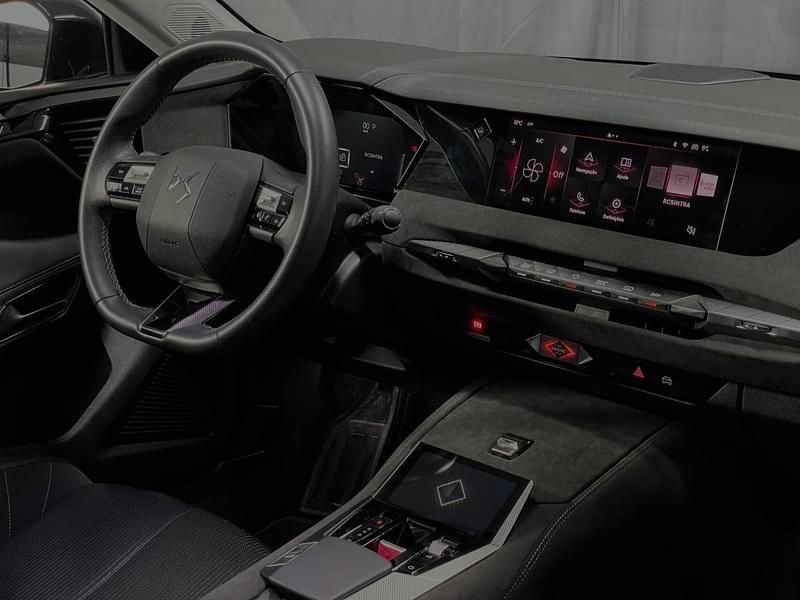Usado DS Automobiles DS4 Performance 130 HP (95 kW) 2023 Cinza SUV