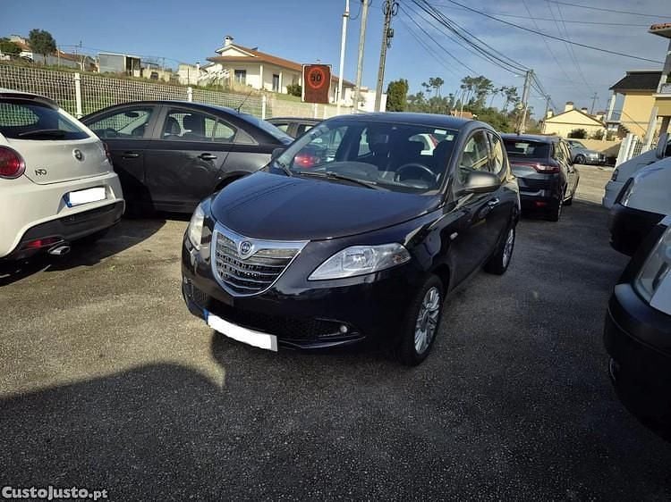 Preto Usado 2013 Lancia Ypsilon Silver Citadino | € 8.400 (Preço justo) - Imagem 1/1
