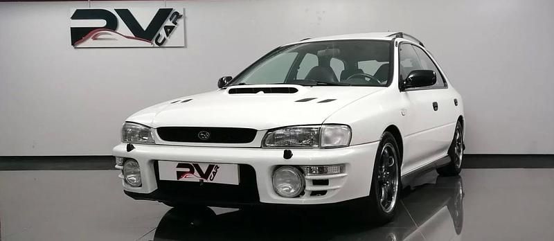 Branco Usado 1998 Subaru Impreza GT Carrinha | € 17.990 - Imagem 1/4