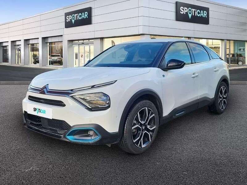 Branco Usado 2023 Citroën e-C4 Shine Sedan | € 26.900 (Preço justo) - Imagem 1/4