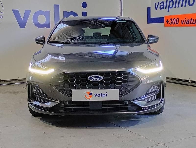 Usado Ford Focus 115 HP (84 kW) 2025 Cinzento