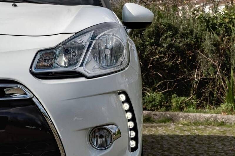Usado Citroën DS3 So Chic 92 HP (67 kW) 2013 Branco Citadino