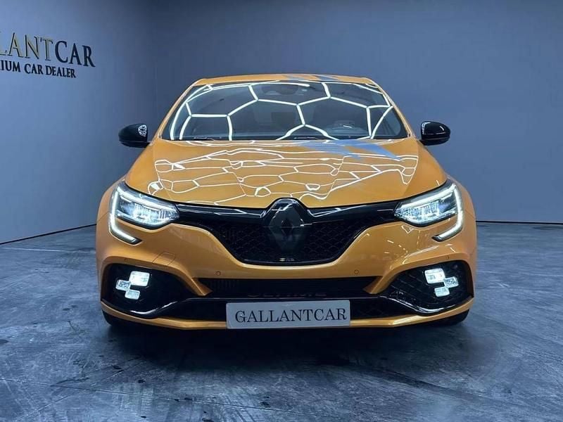 Usado Renault Mégane IV R.S. 300 HP (220 kW) 2023 Laranja