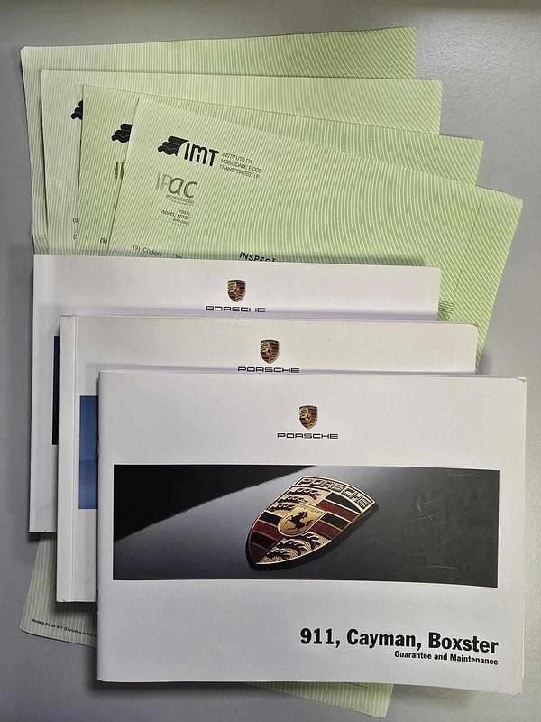 Usado Porsche 911 Carrera 4S 355 HP (261 kW) 2006 Cinzento Coupé