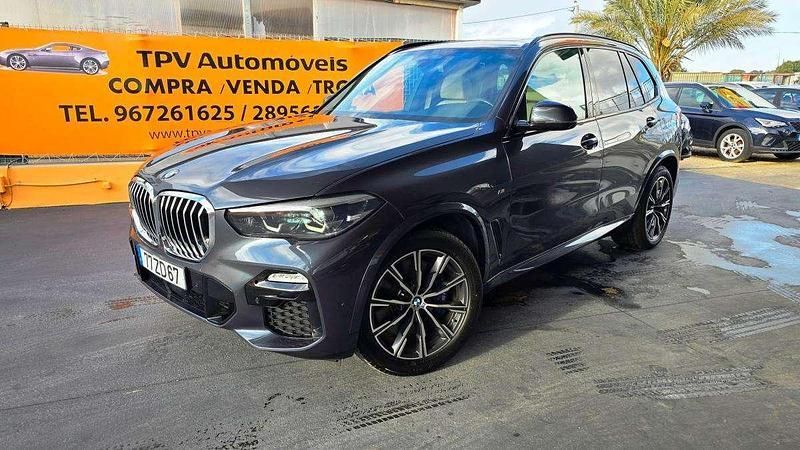 Cinza Usado 2019 BMW X5 SUV | € 49.950 - Imagem 1/4