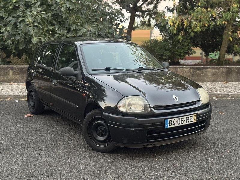 Usado 2001 Renault Clio II Sedan | € 1.500 (Preço justo) - Imagem 1/4