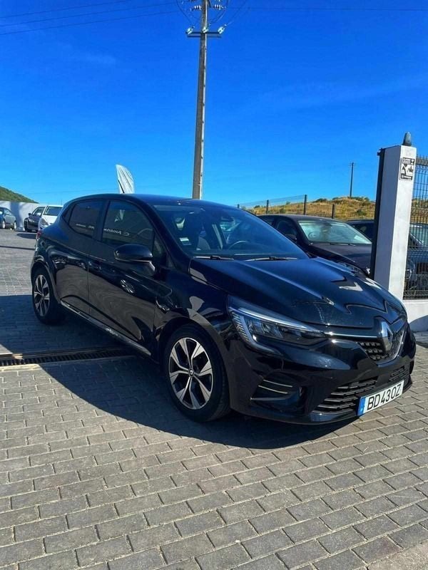 Usado Renault Clio V 100 HP (73 kW) 2023 Preto