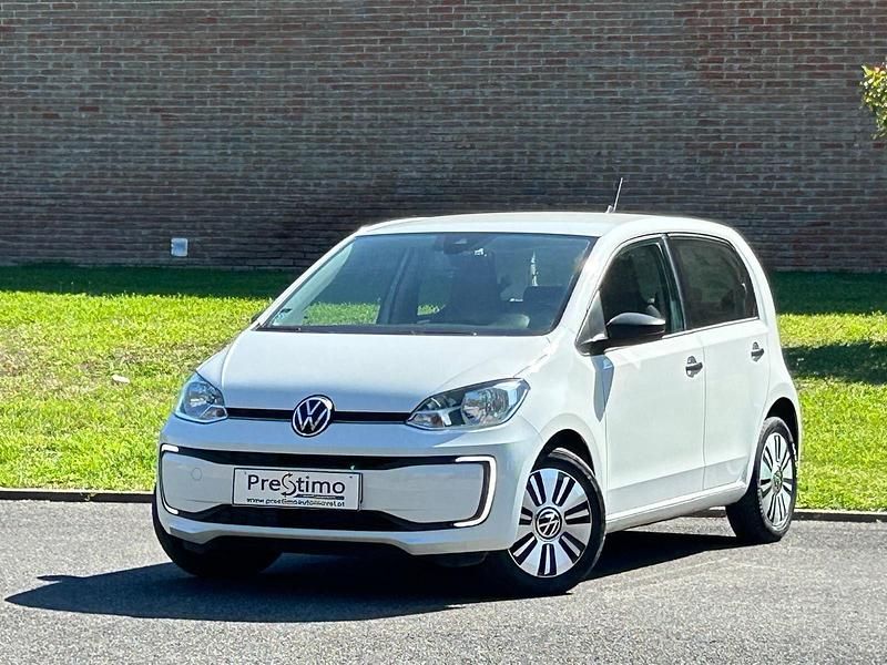 Branco Usado 2021 VW up! Citadino | € 12.400 - Imagem 1/4