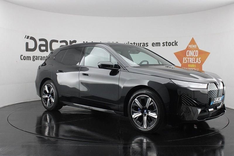 Preto Usado 2022 BMW iX SUV | € 48.799 (Preço justo) - Imagem 1/4