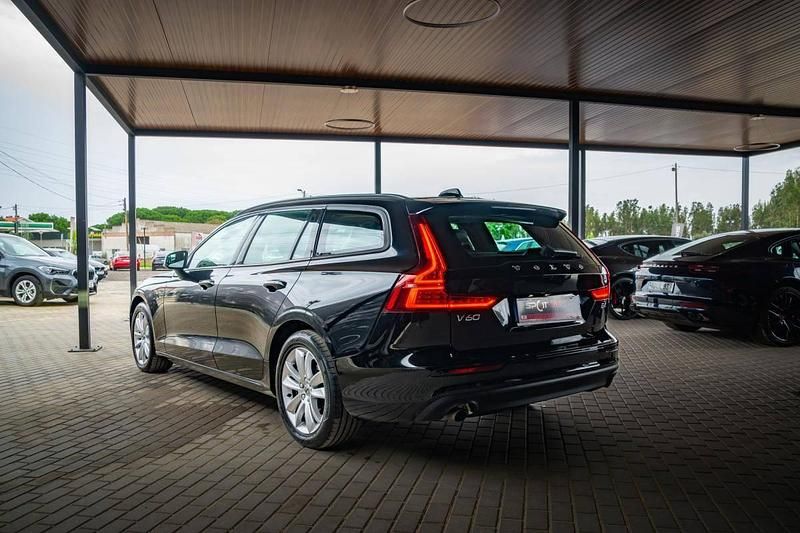 Usado Volvo V60 197 HP (144 kW) 2020 Preto Carrinha