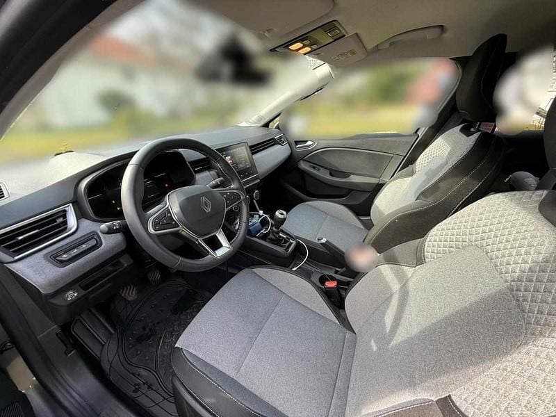 Usado Renault Clio V 91 HP (66 kW) 2024 Cinzento Citadino